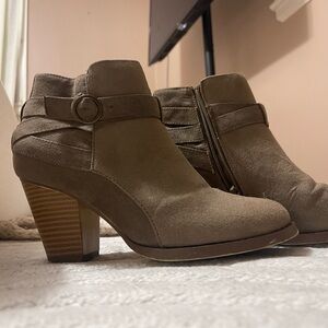 Women's Taupe Ankle Boots